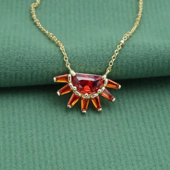 Kendra Scott Samantha Sun Necklace Orange Glass Gold - Picture 2 of 2